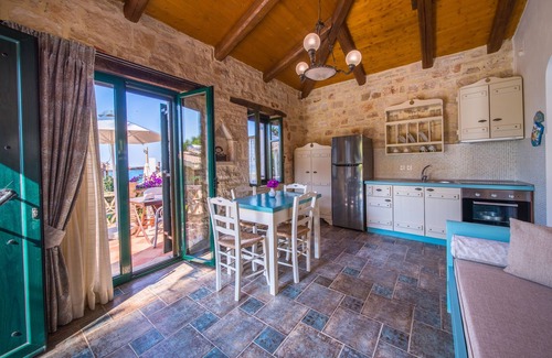 Psarou Villa | Porta Del Mar Beach Resort