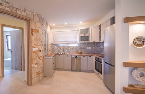 Psarou Villa | Porta Del Mar Beach Resort