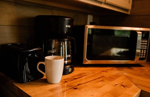 Portage Lake Cabin | Portage Lakeside Cabins, The Moose Shed