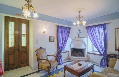 Portaria Villa | Portaria Pool Getaway - Palladio Stone Haven