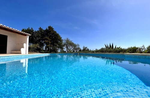 Alcalar Villa | PORTIMÃO BELLEVUE VILLA WITH POOL by HOMING