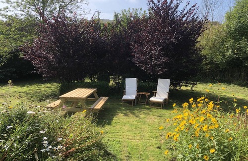Sandyhills Cottage | Portling View - an apartment that sleeps 6 guests in 3 bedrooms