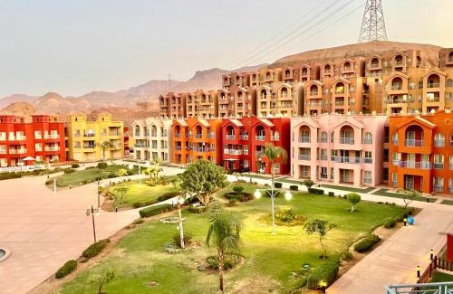 Ras Sudar Ski Chalet | Porto El Sokhna Chalits In Water Front