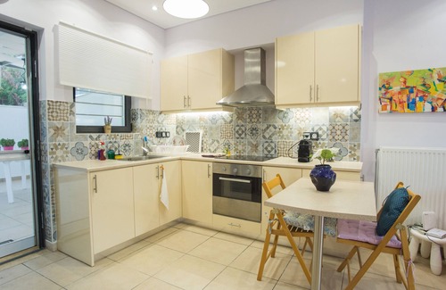 Ormos Agiou Ioannou House | Porto Rafti view by Akroploro for business or holidays.