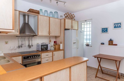 Porto Rafti House | Porto sea view house - 15min from Athens airport - AC - WIFI - PARKING