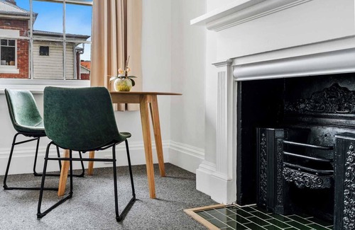 Battery Point Apartment | Portsea Place Hobart - designer studio + parking
