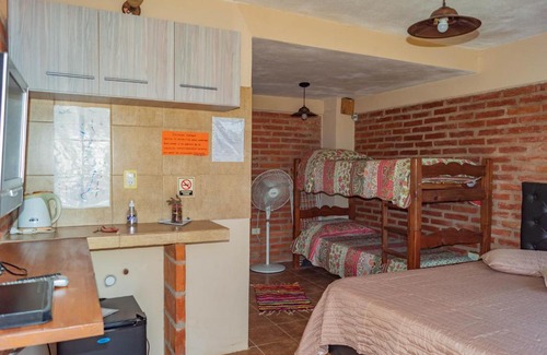 Santa Rosa de Calamuchita Hostel | Posada Tinktinkie