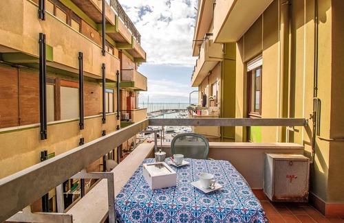 Nettuno Apartment | Poseidone by Interhome