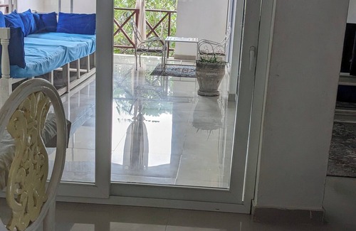Malindi House | POSH HOUSE MALINDI 3BEDROOM SLEEPS 6 ADJACENT TO FALCONRY OF KENYA MALINDI