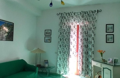 Positano Apartment | Positano Center: Apartment/flat - Casa Mamì - Amalfi Coast - WiFi -