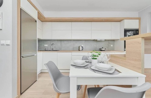 Fabryczna Apartment | Postępowa 85 | Striking Apartment | Parking