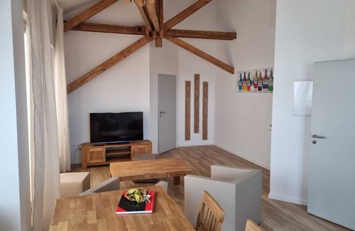 Borkum Apartment | Posthus Apartment 304 - completely renovated, close to the beach and central