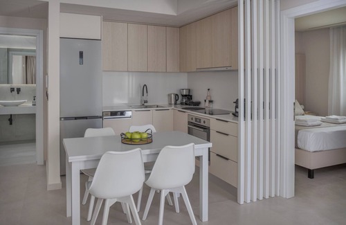 Gournai House | Potame Suite by Estia, Renia with Pool View