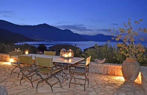 Leonidio House | Poulithra -Perfect Villa for Vacations