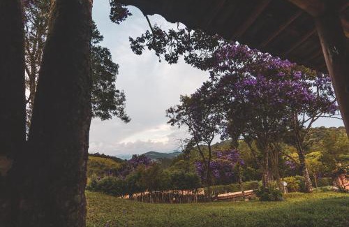 Conceicao do Ibitipoca Hotel | Pousada Alto dos Manacás Chalés e Restaurante - A 500mts da portaria do parque e 2,5km da Vila