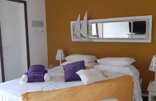 Bonfim Hotel | Pousada Casa do Bicho Preguiça - 8 rooms ideal for groups and families