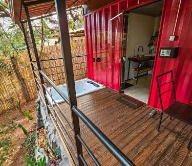 Serra do Cipo Cabin | Pousada Cipó Container Chalés Privativos com lareira - Centro da cidade