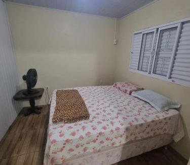 Tres de Outubro House | Pousada da Lilian