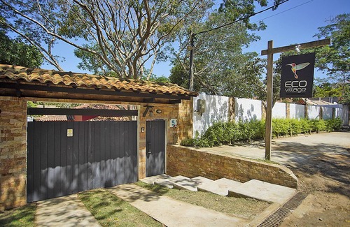 Village da Ferradura Apartment | Pousada Eco Village in the heart of Búzios brings nature to you!