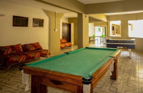 Bombas Hotel | Pousada Elfos