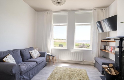 Powfoot House | Pow-Wow Shore Cottage