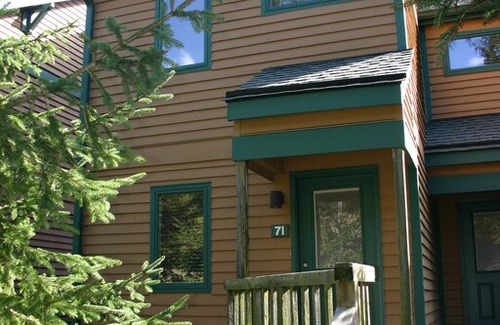 Snowshoe Condo | Powderidge 2 Bedroom 2 1/2 Bath, Ski in/Ski out