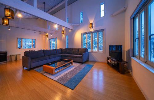 Iimori Ski Chalet | Powdersuites by The Hakuba Collection
