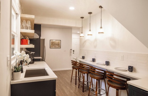Hendersonville House | Power & Water/Disaster Relief Stays/2BR 2BA