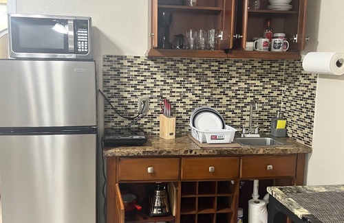 Egypt Lake-Leto Apartment | Powhatan suite just 5 mins away from Raymond James Stadium.