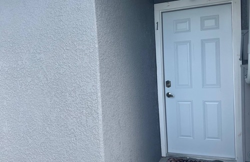 Egypt Lake-Leto Apartment | Powhatan suite just 5 mins away from Raymond James Stadium.