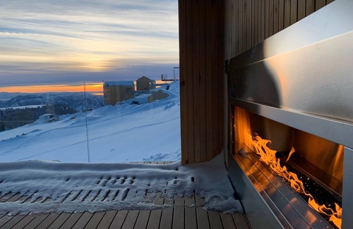 Powder Mountain House | PowMow! Top of World View-Winter Fun at Powder Mountain