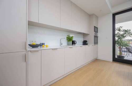 Mokotow Apartment | Powsińska 27 | Warsaw | Luxury Apartment | Air Conditioning | Balcony