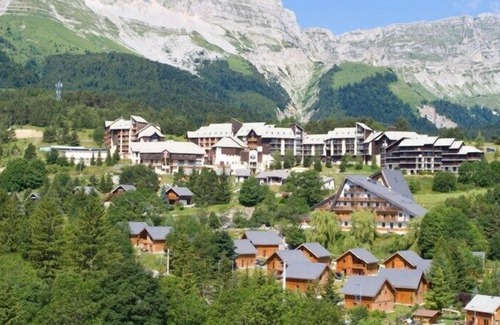 Gresse-en-Vercors Condo | Près des Pistes | Chalet Authentique + Parking