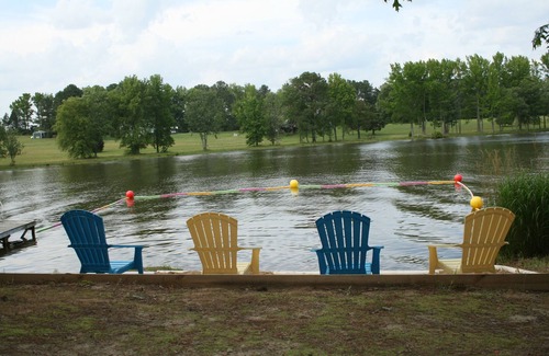 Gasburg Cabin | Pr Lake Gaston Lodge - Affordable Lake Rentals
