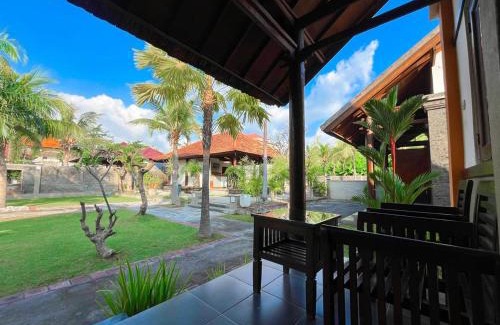 Banjartegehe Hotel | Prabhu Suites