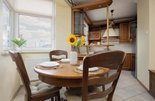 Bialoleka Apartment | Practical Apartment with Parking in Warsaw Bialoleka by Noclegi Renters