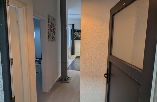 Goethestraße Apartment | Practical fitter/holiday apartment | first floor | WLAN & washing machine |