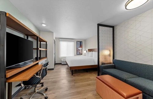 Waco Hotel | Practical Yet Stylish Living Minutes from Baylor University’s Campus