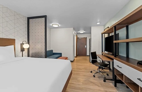 Waco Hotel | Practical Yet Stylish Living Minutes from Baylor University’s Campus