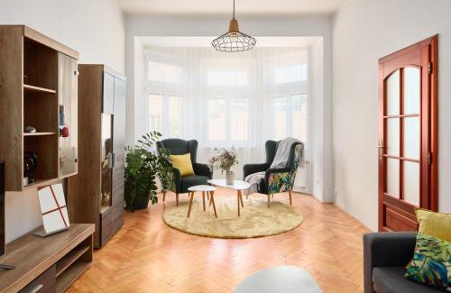 Karlin Apartment | Prague Days - Spacious 3BDR Apartment - Trendy Neighbourhood