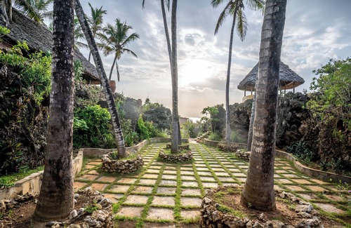 Kilifi Villa | Pranaa: A serene 5-bedroom retreat in Kilifi, blending luxury and tranquility.