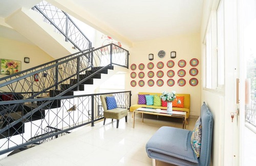 Surabaya Hotel | Pratisarawirya Guesthouse by ecommerceloka