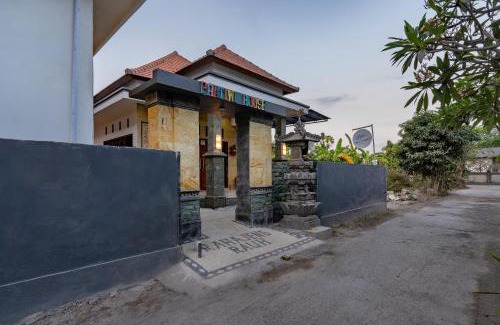 Jungut Batu House | Pratiwi House Lembongan