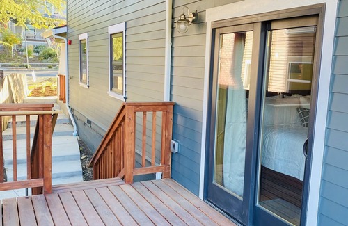 Historic Railroad District House | Premier Downstairs Flat in Perfect Down Town Location