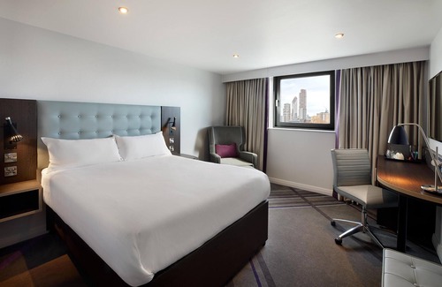 Northampton Hotel | Premier Inn Northampton Town Centre