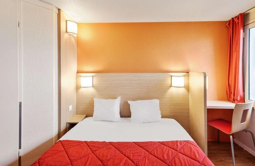 Chaumontel Hotel | Premiere Classe Chantilly Sud Luzarches