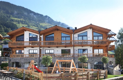 Piesendorf Apartment | Premium Apartment # 304 for up to 10 persons