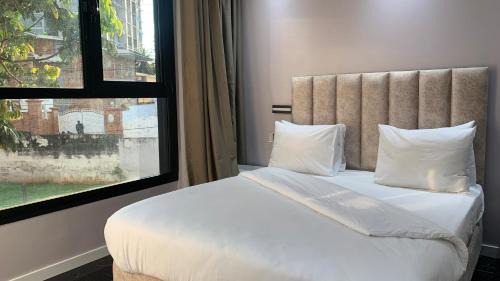 Yaounde Apartment | Premium appart avec piscine et vue sur la ville