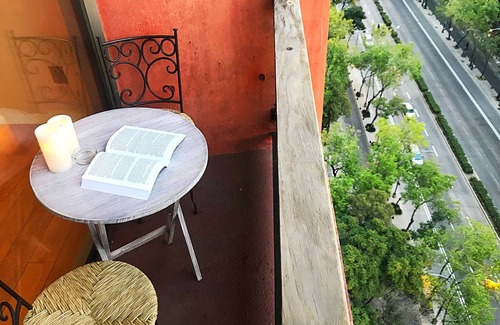 Cuauhtemoc Apartment | Premium Apt. In Reforma Av. w/2 terrace, 11th floor.