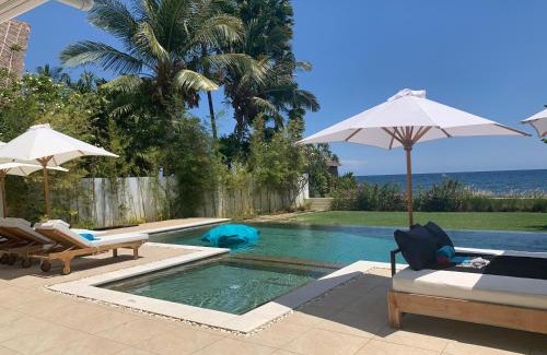 Lokapaksa Villa | Premium Beachfront Villa Serenity